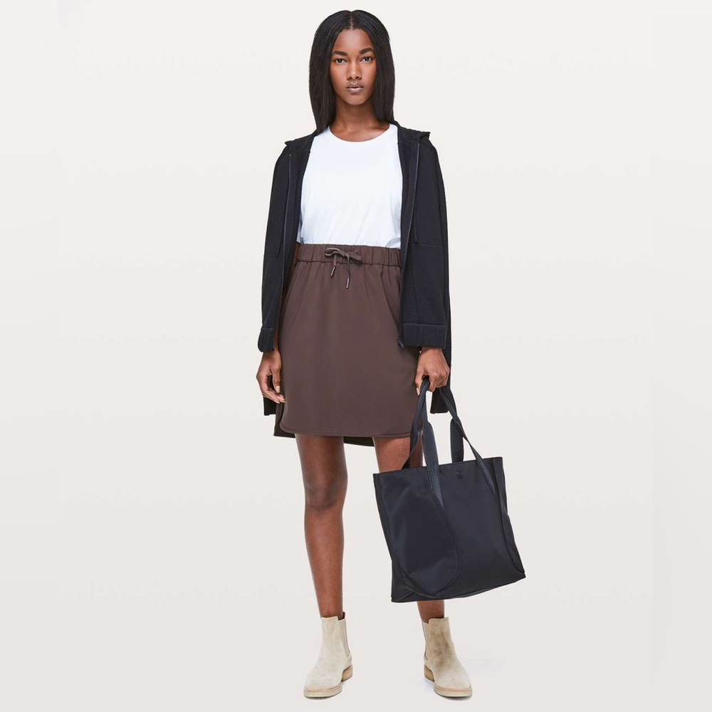 Lululemon On the Fly Skirt